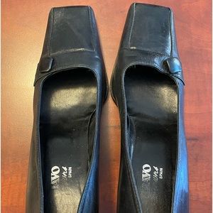 Pumps size 9.5 - square toe